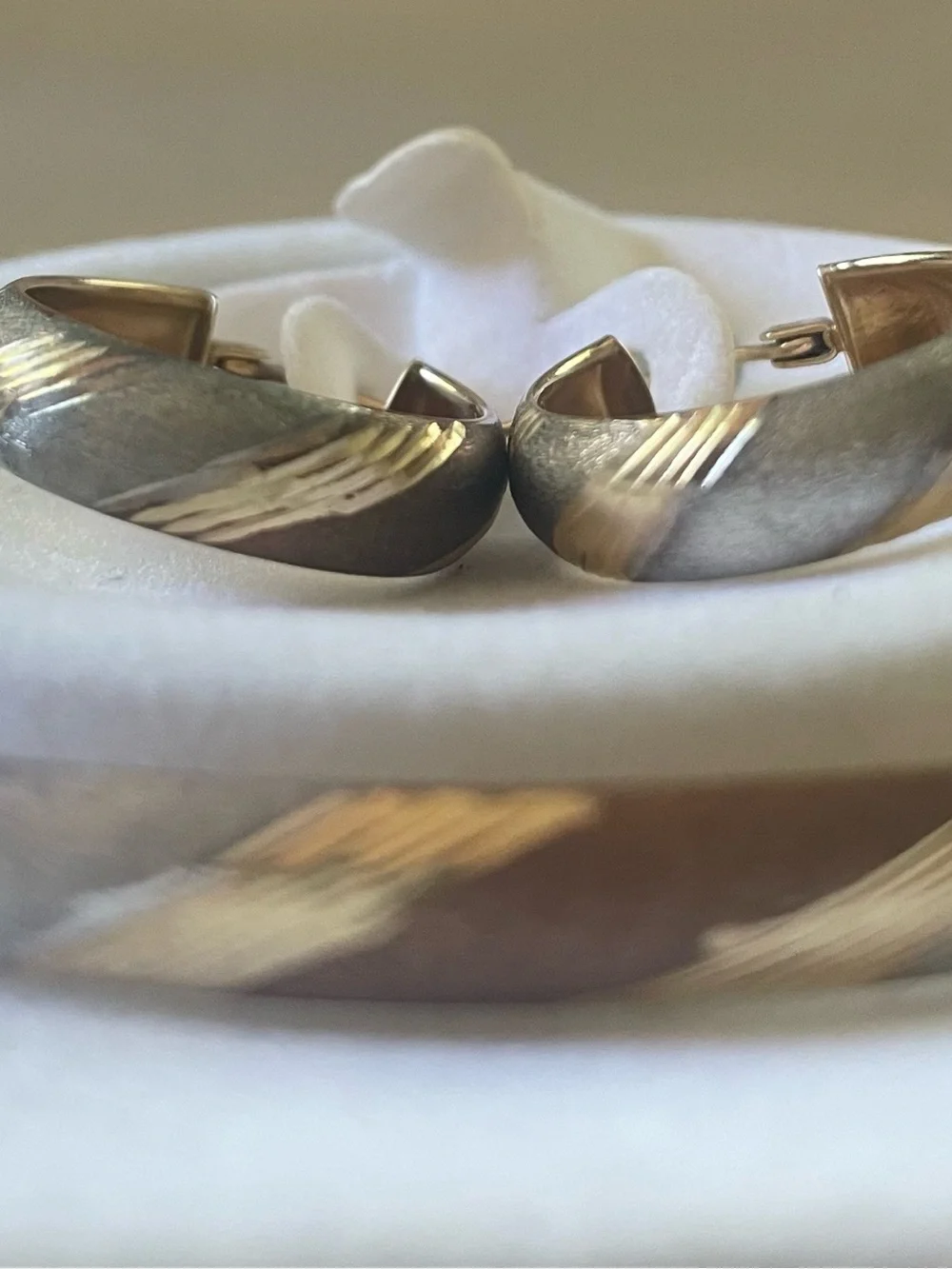 Two-Tone 10Kt Gold Hoop Earrings and Bangle Vintage Set - Picture 2 of 9